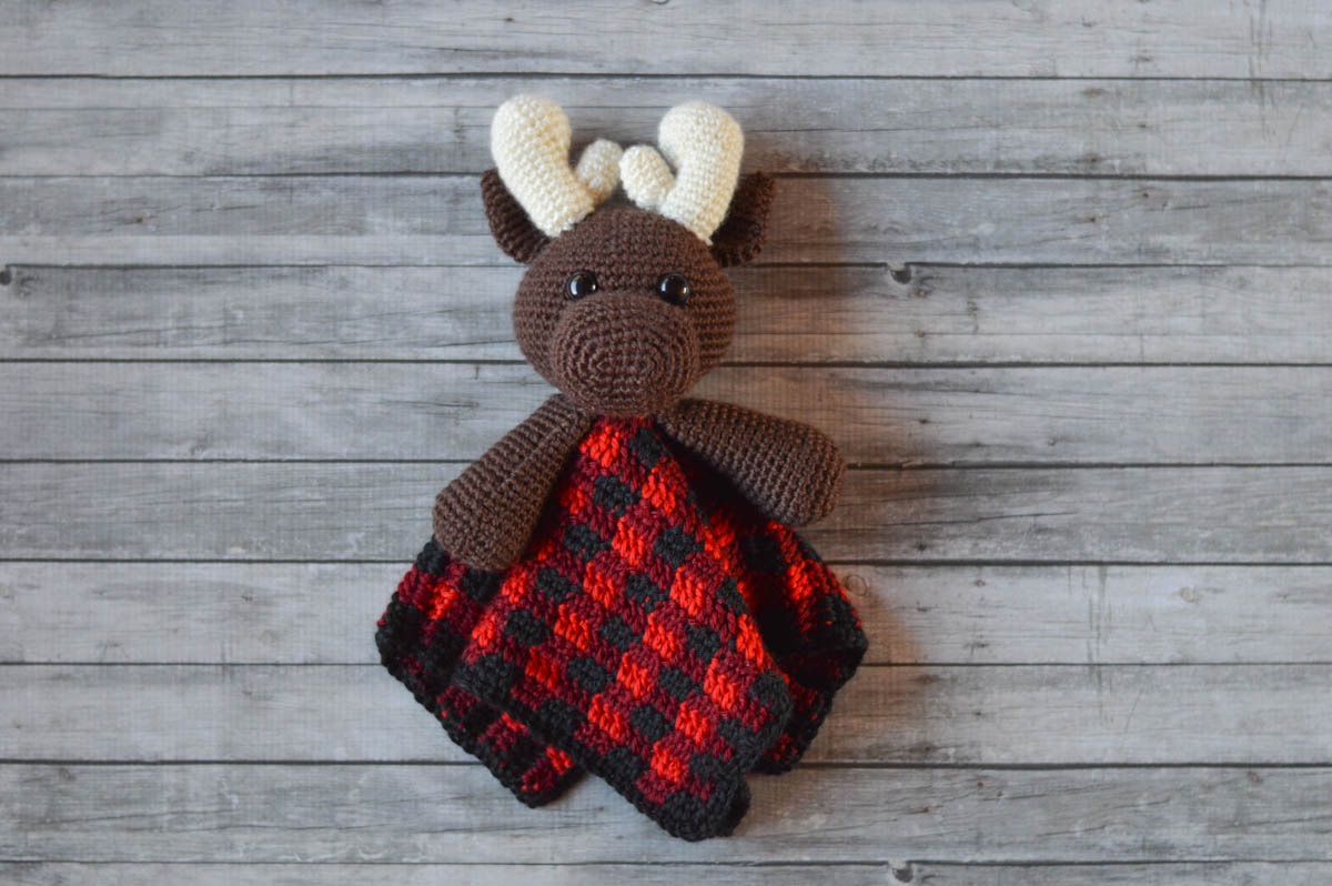 plaid-moose-lovey