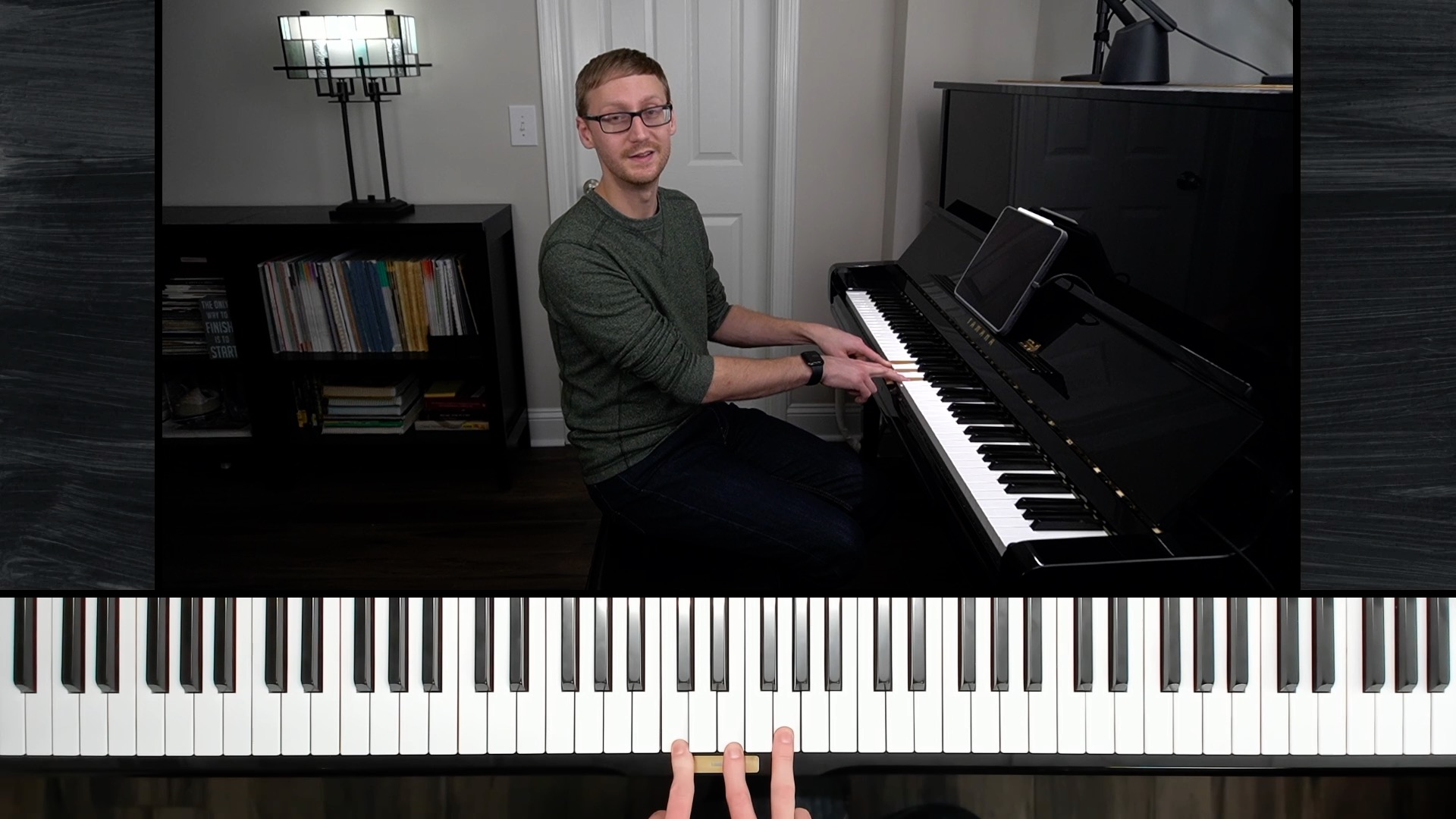 Free Online Piano Course: Learn How to Read Music & Play Piano Step by Step!